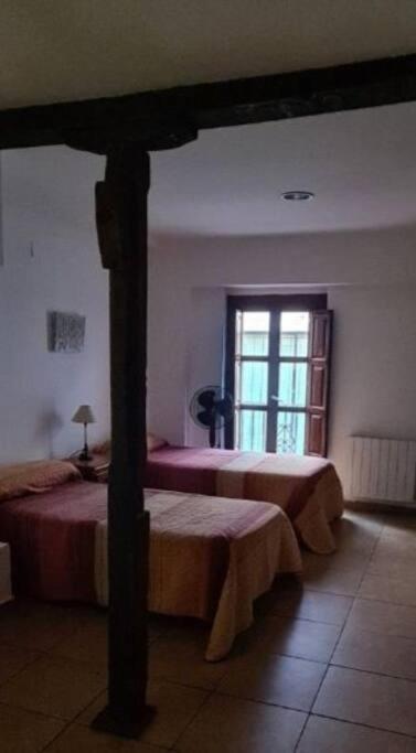 Corrala De San Anton. Sencillo Apartamento En Pleno Centro グラナダ エクステリア 写真