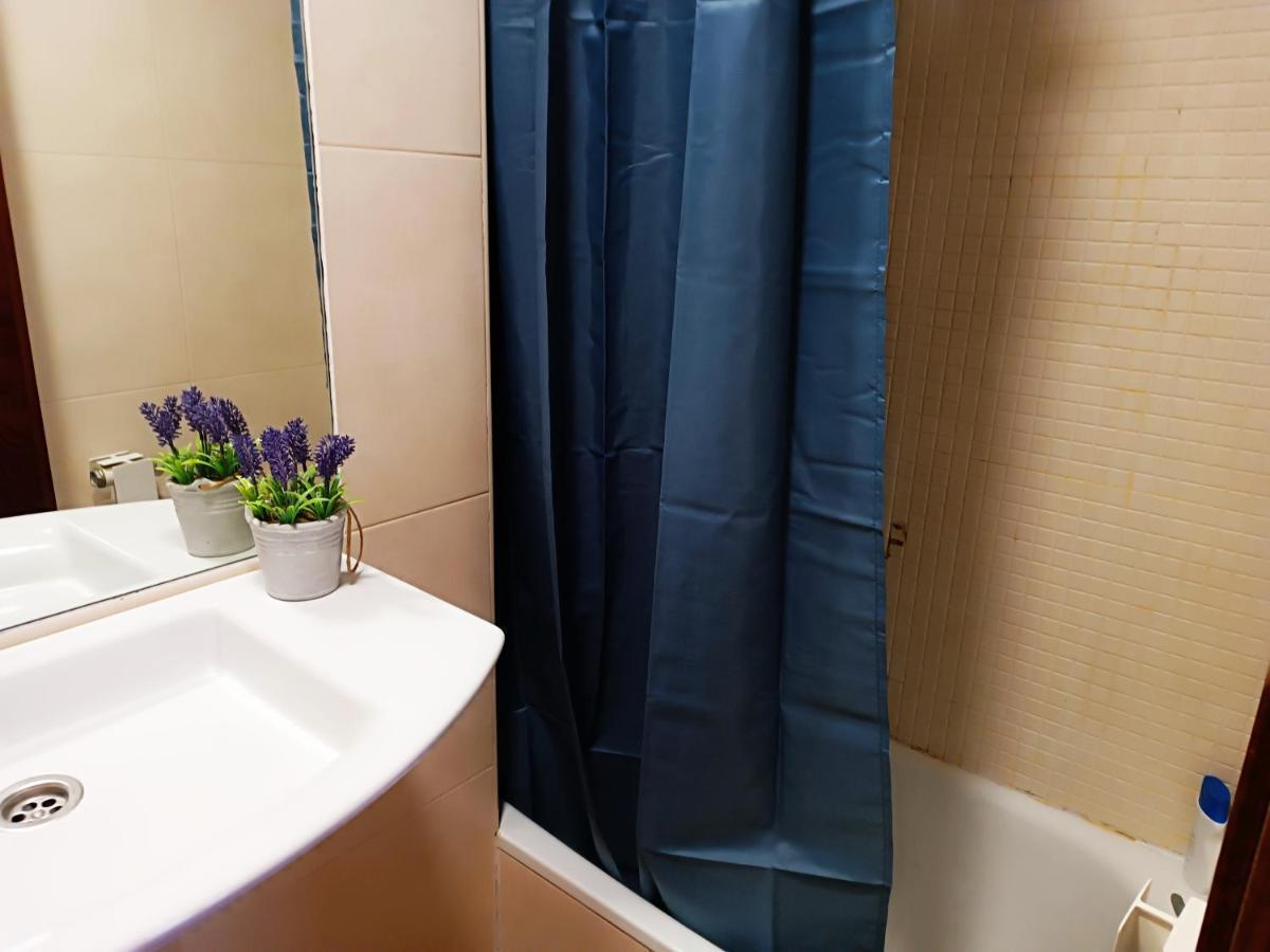 Corrala De San Anton. Sencillo Apartamento En Pleno Centro グラナダ エクステリア 写真