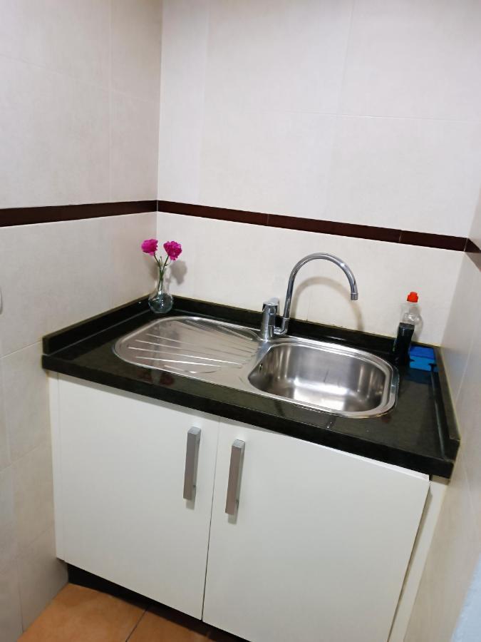 Corrala De San Anton. Sencillo Apartamento En Pleno Centro グラナダ エクステリア 写真