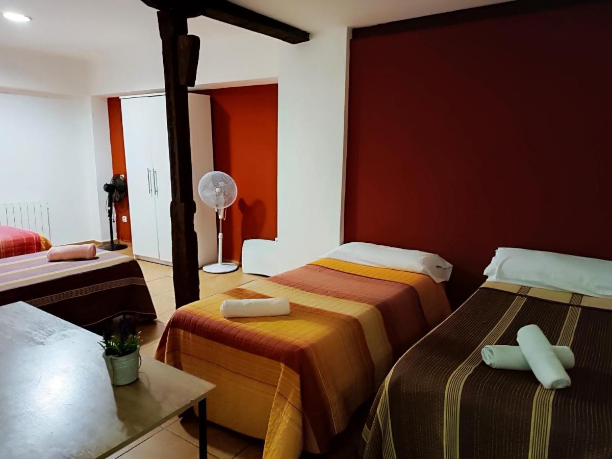 Corrala De San Anton. Sencillo Apartamento En Pleno Centro グラナダ エクステリア 写真